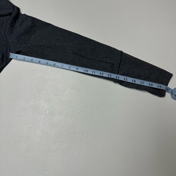 Vintage Lululemon Define Jacket in Heathered Gray Size 6? EUC - Picture 11 of 16